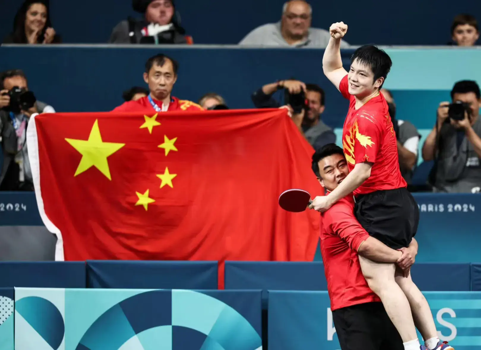 中国乒乓球队险胜波兰乒乓球队，王皓关键制胜的简单介绍