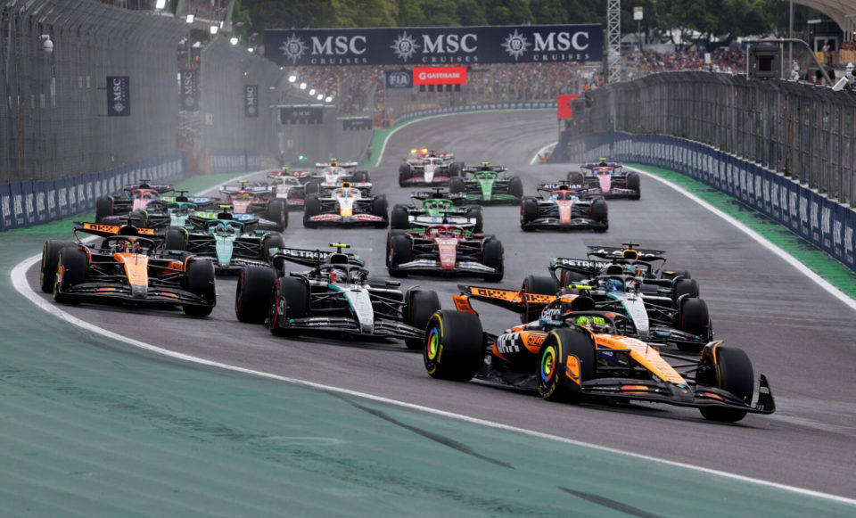 雷诺车队绝杀哈斯车队,皮亚斯特里点燃赛场的简单介绍 雷诺车队绝杀哈斯车队,皮亚斯特里点燃赛场的简单介绍