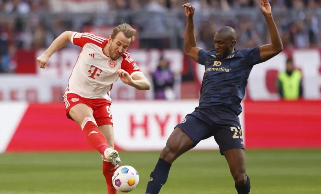 包含拜仁大获胜利晋级，强恭候挑战的词条