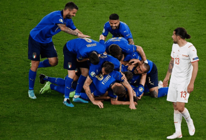 荷兰对阵意大利,谁能领先积分榜的简单介绍 荷兰对阵意大利,谁能领先积分榜的简单介绍