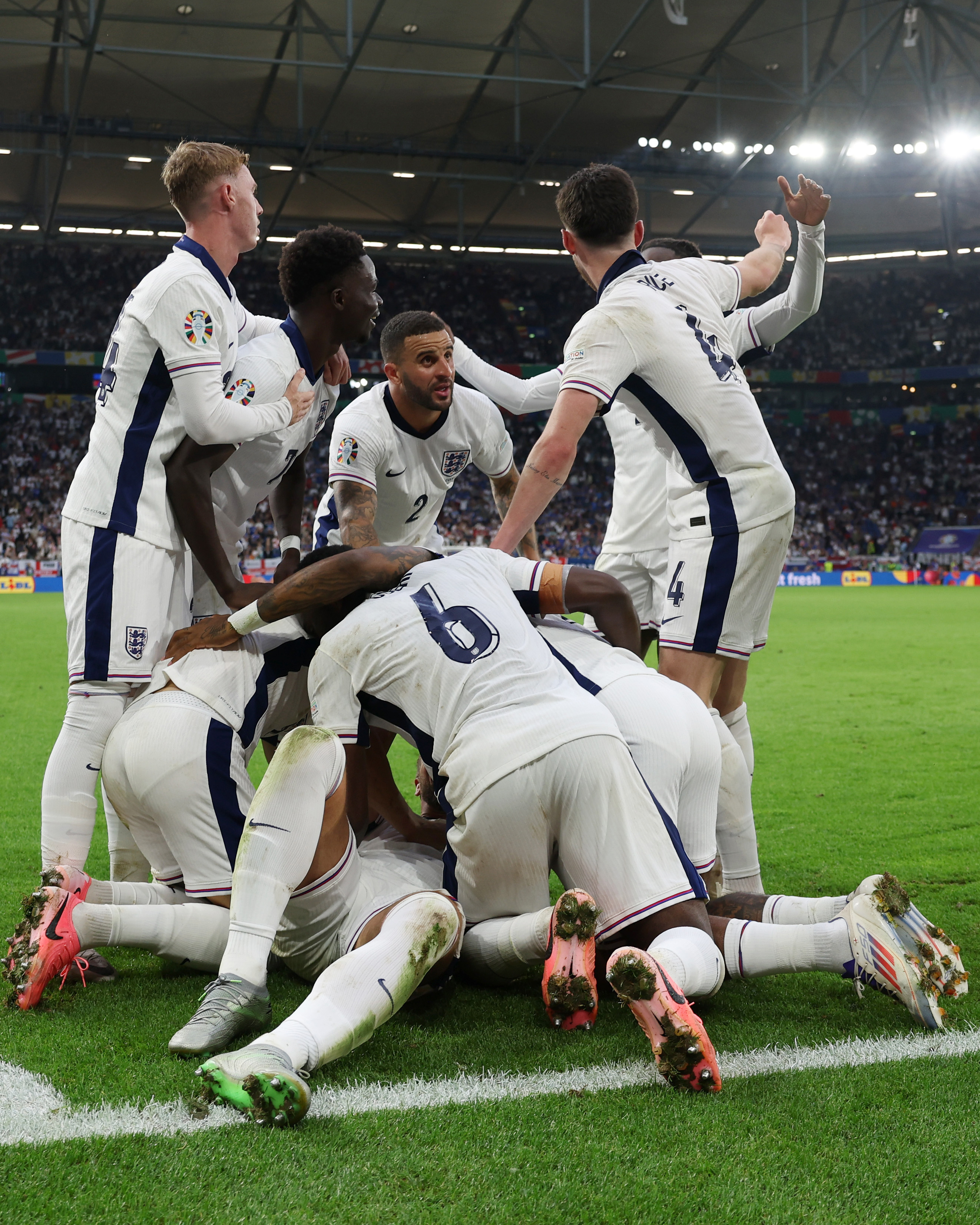 梅斯足球队备战迎战兰斯的挑战 梅斯足球队备战迎战兰斯的挑战