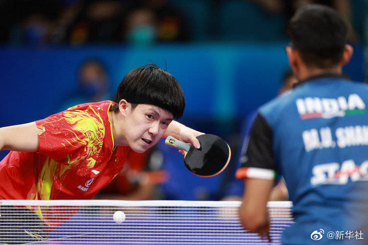 印度队完胜中国队，辛杜高光表现