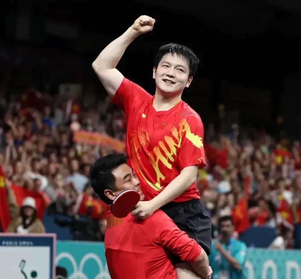 包含法国乒乓球队轻取德国乒乓球队，王皓完成帽子戏法的词条