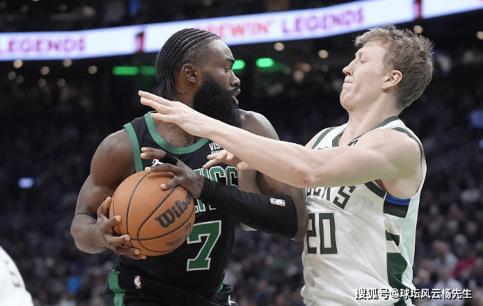 关于凯尔特人B队逆转猛龙,萨姆·米切尔制霸全场的信息 关于凯尔特人B队逆转猛龙,萨姆·米切尔制霸全场的信息