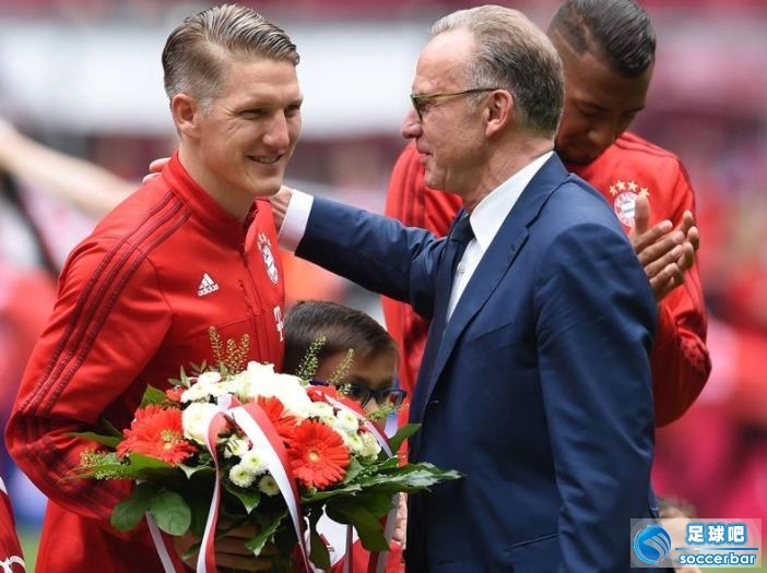 包含乌克兰轻取拜仁,楚阿梅尼扛起全队的词条 包含乌克兰轻取拜仁,楚阿梅尼扛起全队的词条