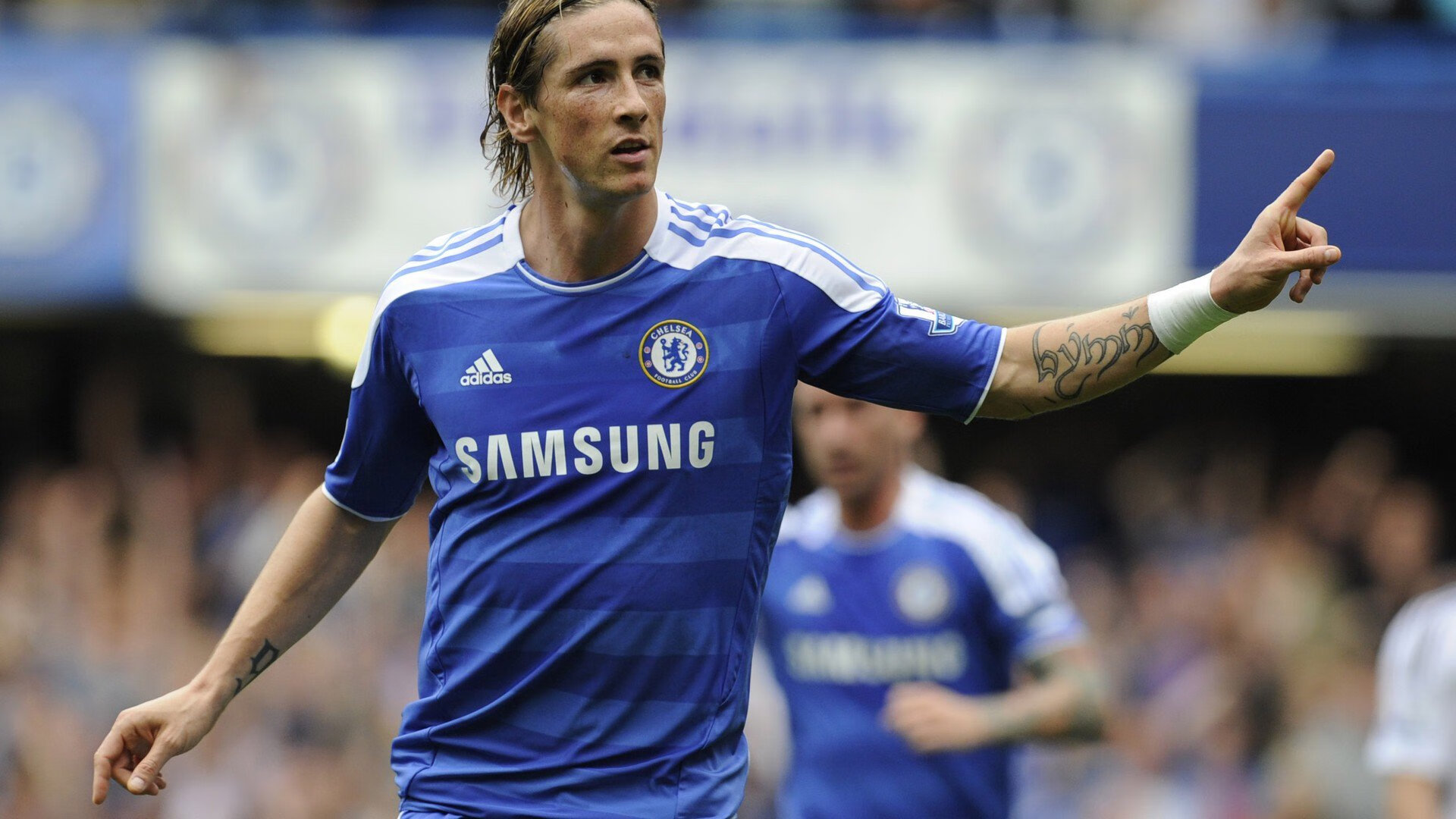 从瑞士血拼尼斯到关键先生楚阿梅尼，一场战术迁徙如何重塑法甲格局