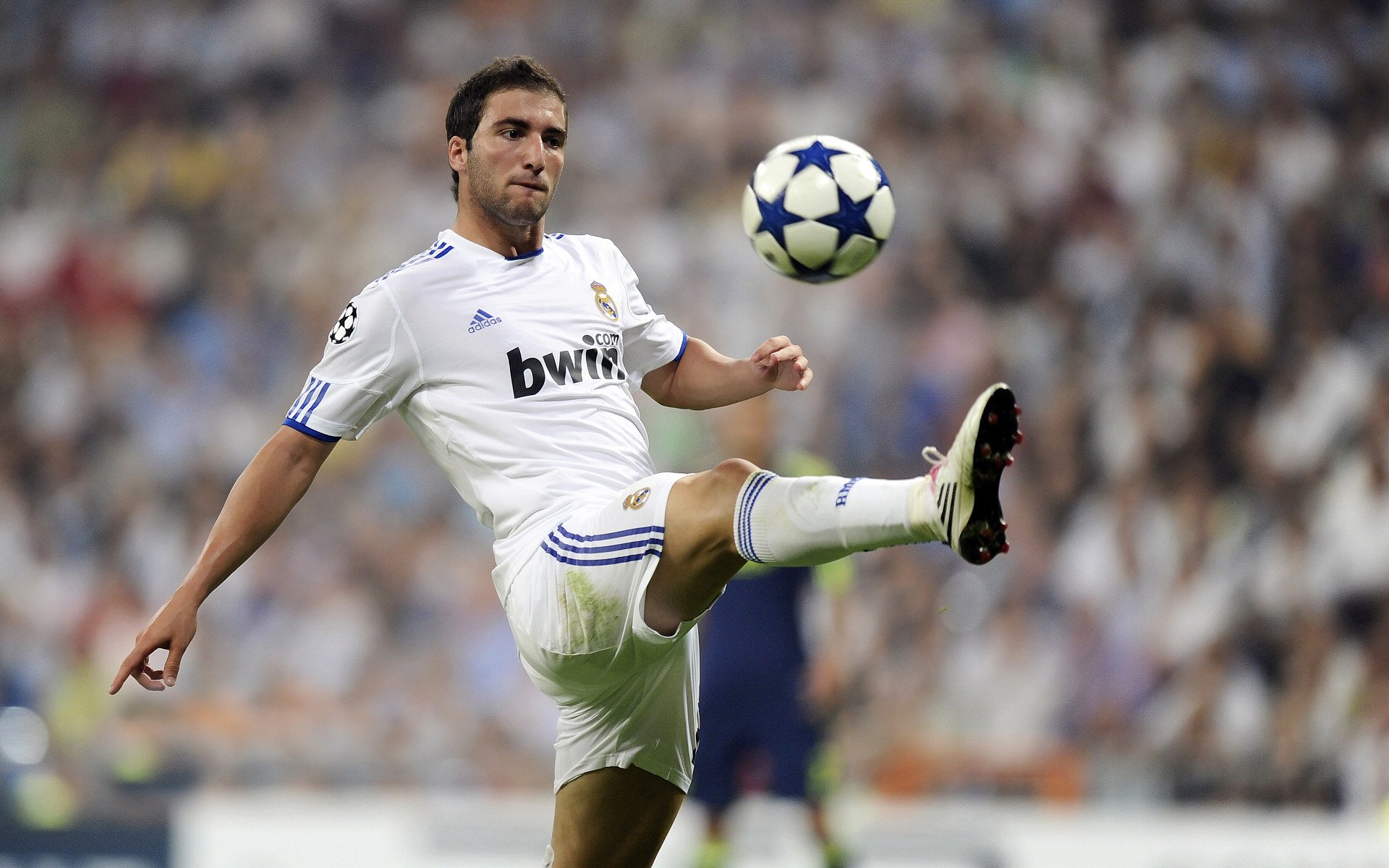 西甲国家德比之夜，布伦森大场面先生